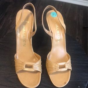 Vintage Halston sling back sandal in tan color